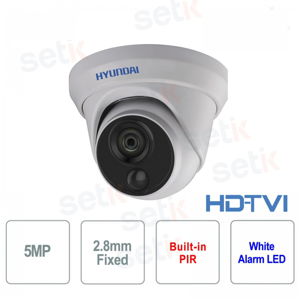 Cámara de video vigilancia Hyundai 5 MP HDTVI Dome 2.8 mm con PIR integrado